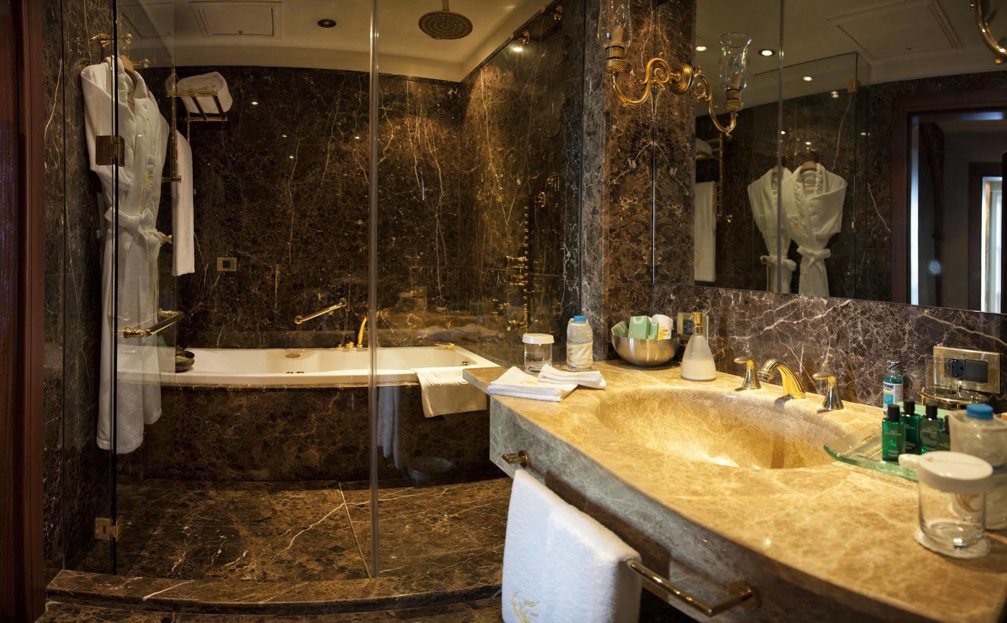Hotel Les Ottomans Bosphorus - Special Category Istanbul Bagian luar foto